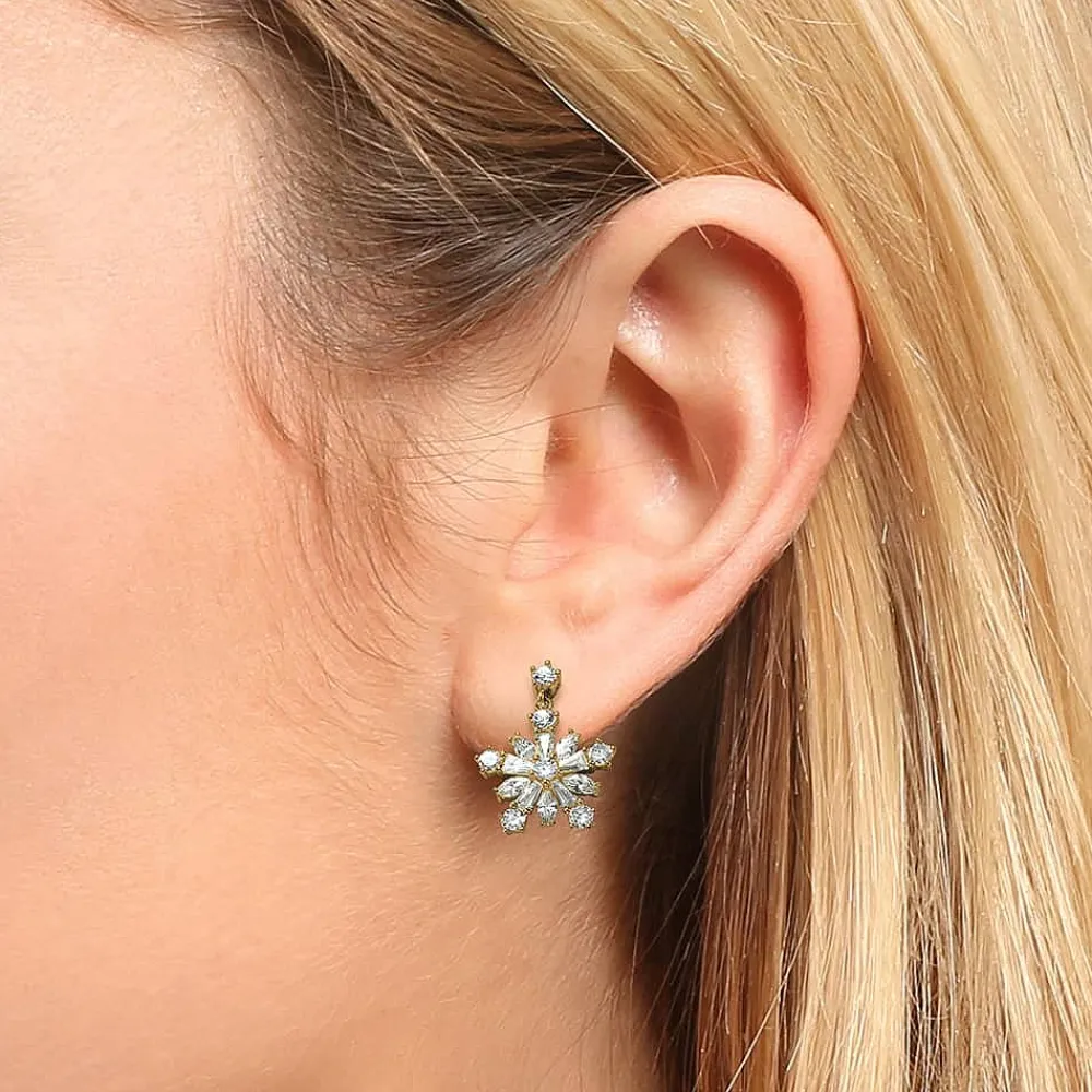 Hot Boucles d’oreilles plaquées Or Célébration Étincelante Boucles D'oreilles